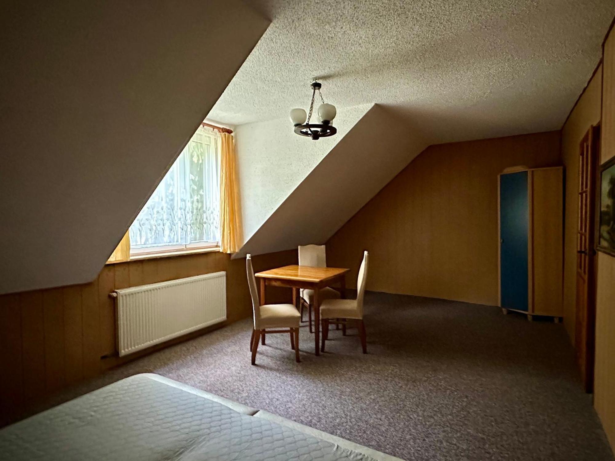 Lesna Chata Olsztynek Buitenkant foto